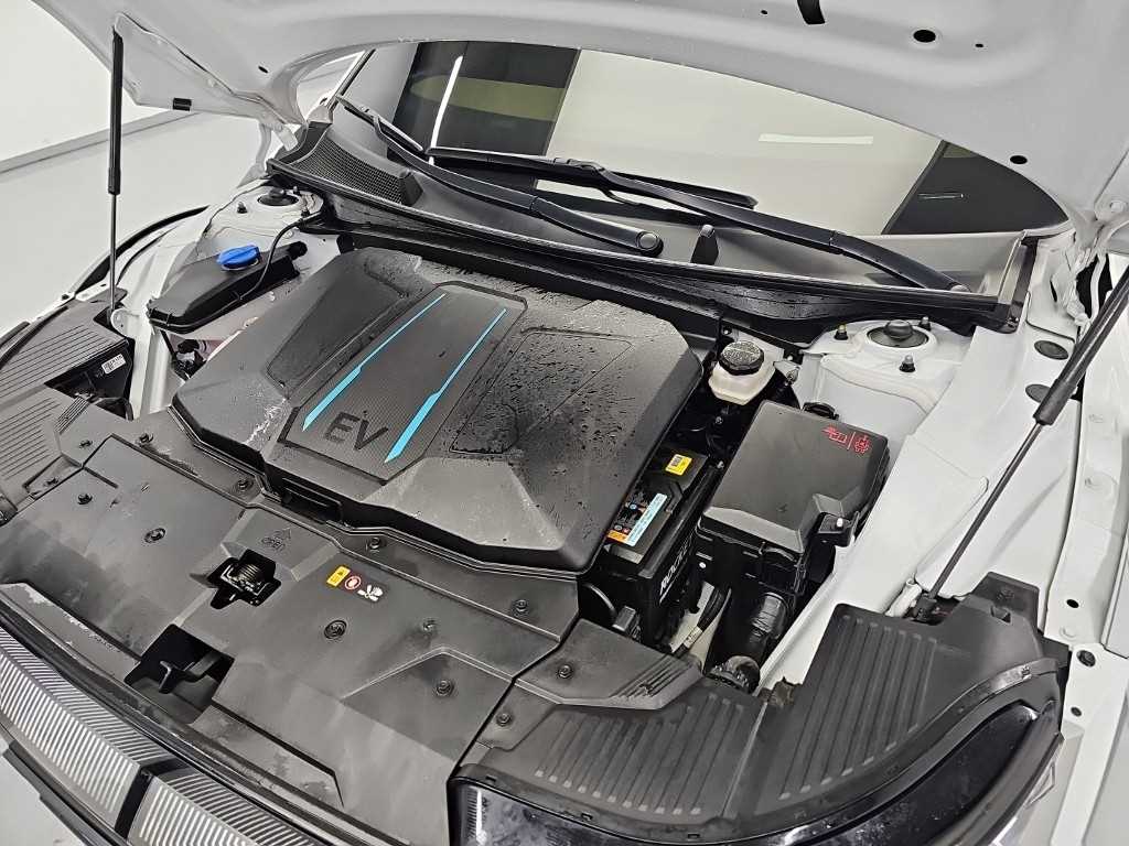 Hyundai Ioniq5 — photo 05