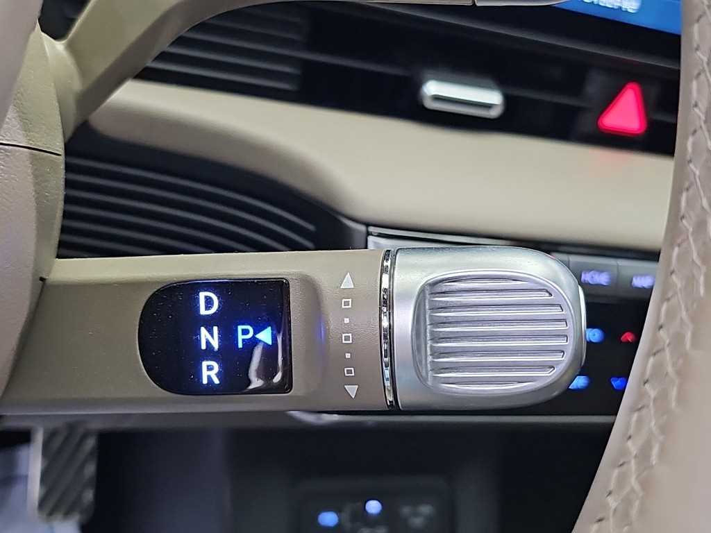 Hyundai Ioniq5 — photo 08