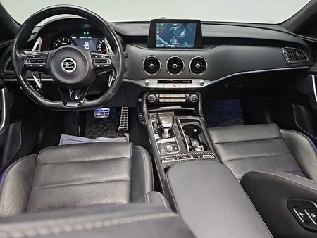Kia Stinger — photo 07