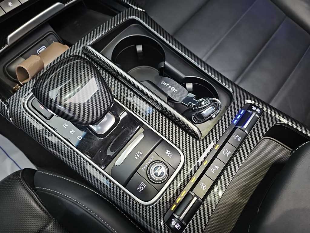 Kia Stinger — photo 08