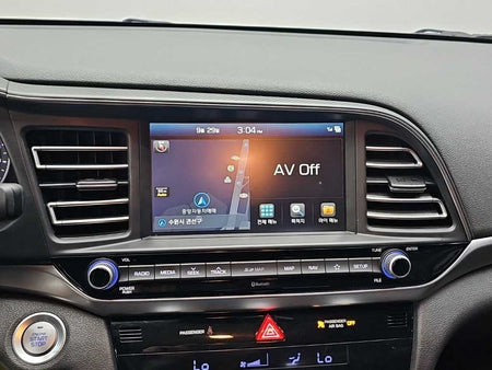 Hyundai Avante — photo 13