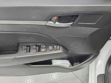 Hyundai Avante — photo 15