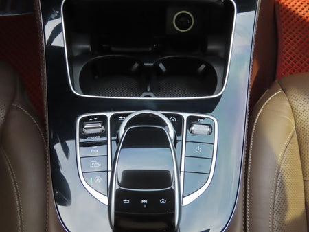 Mercedes-Benz E-Class — photo 13