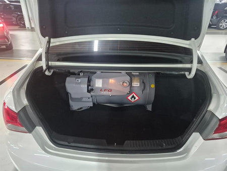 Hyundai Sonata — photo 18