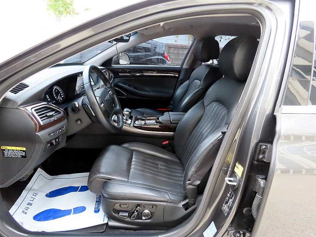 Genesis EQ900 — photo 05
