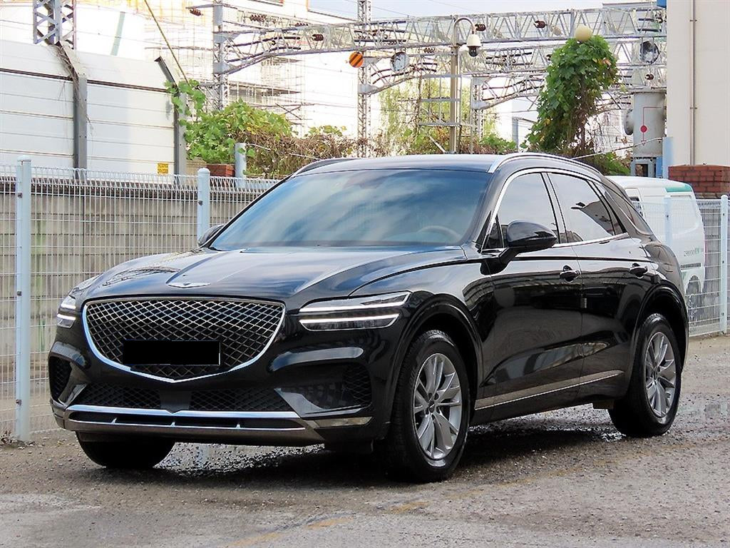 Genesis GV70 — photo 02