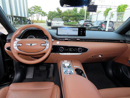 Genesis GV70 — photo 07