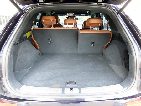 Genesis GV70 — photo 18