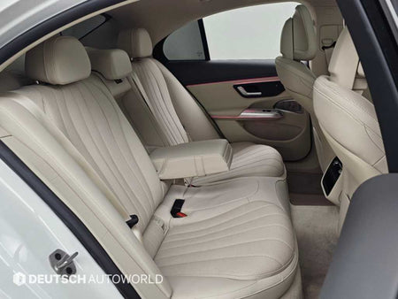 Mercedes-Benz E-Class — photo 12