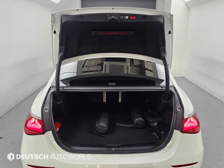 Mercedes-Benz E-Class — photo 19