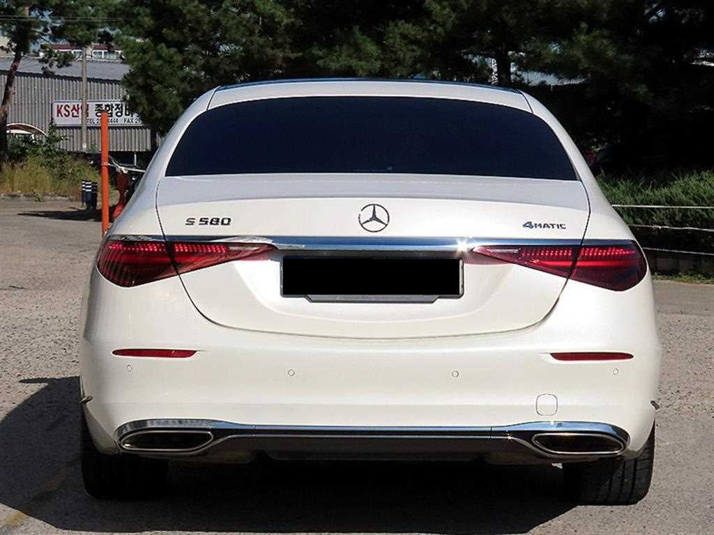 Mercedes-Benz S-Class — photo 04