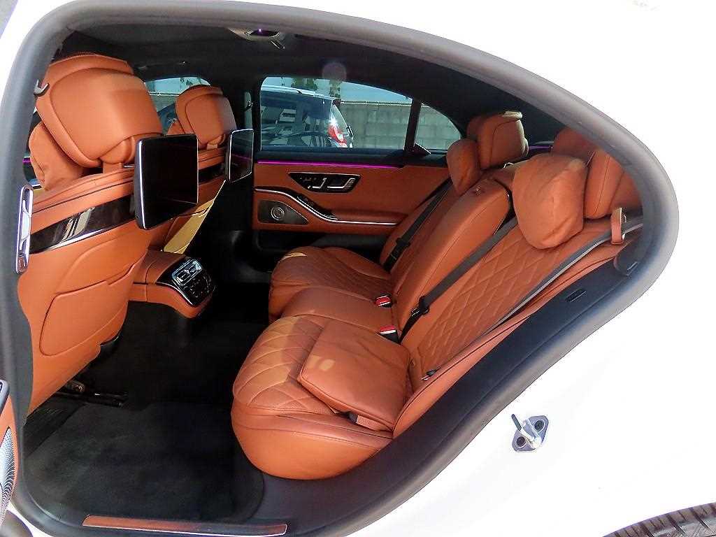 Mercedes-Benz S-Class — photo 06