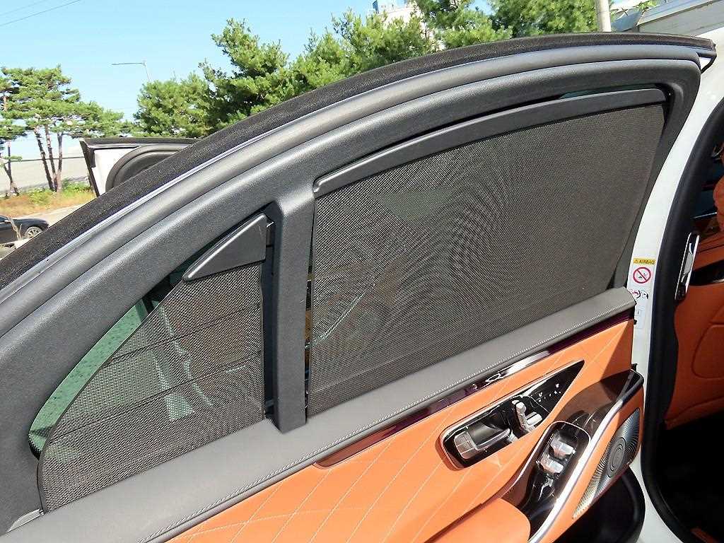 Mercedes-Benz S-Class — photo 15