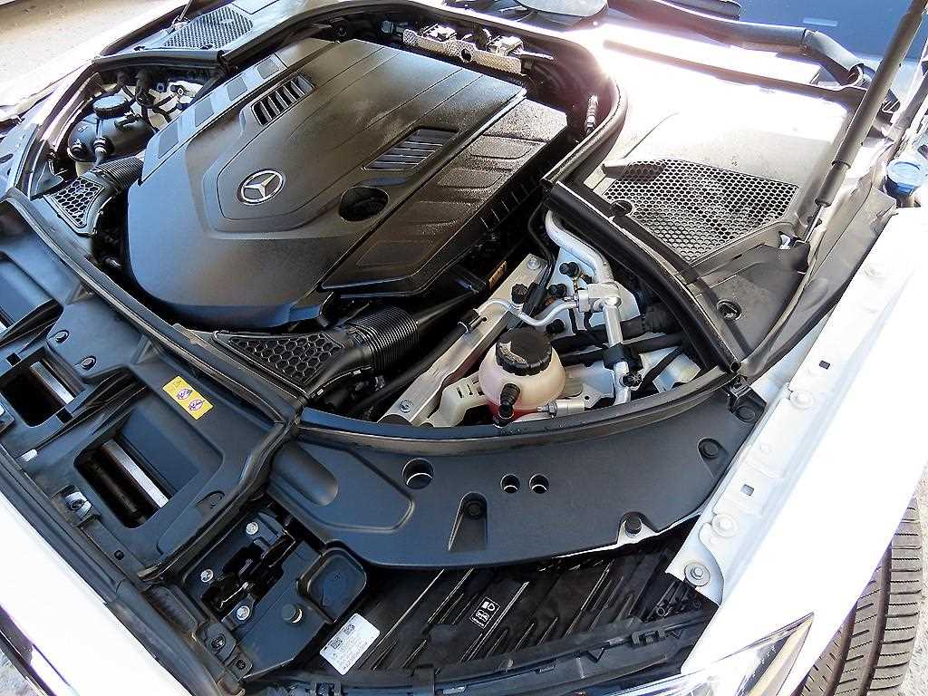 Mercedes-Benz S-Class — photo 19