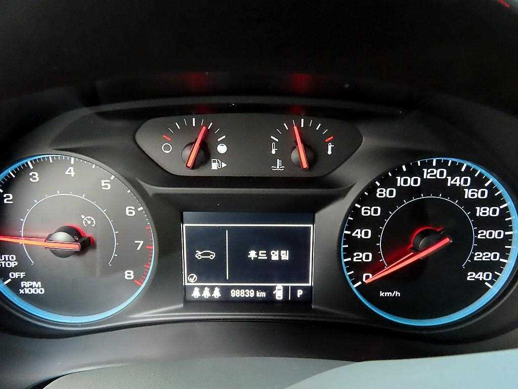 CHEVROLET Malibu — photo 09