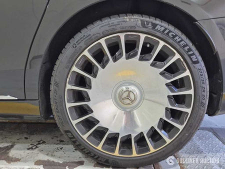 Mercedes-Benz S-Class — photo 05