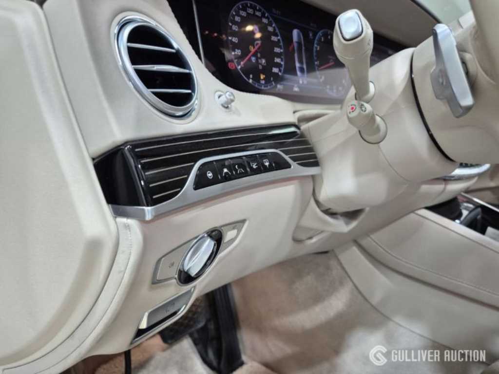 Mercedes-Benz S-Class — photo 08