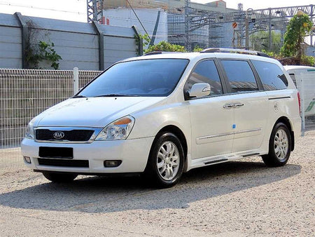 Kia Carnival — photo 02