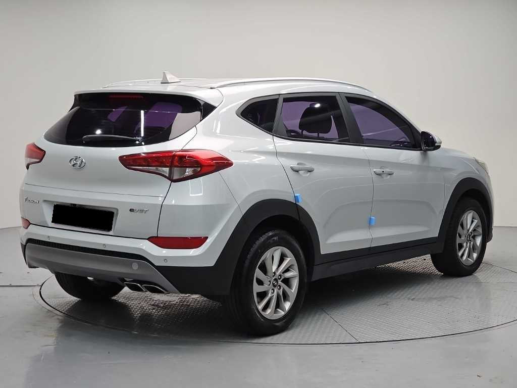 Hyundai Tucson — photo 04