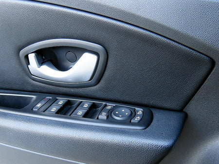RENAULT SM3 — photo 11