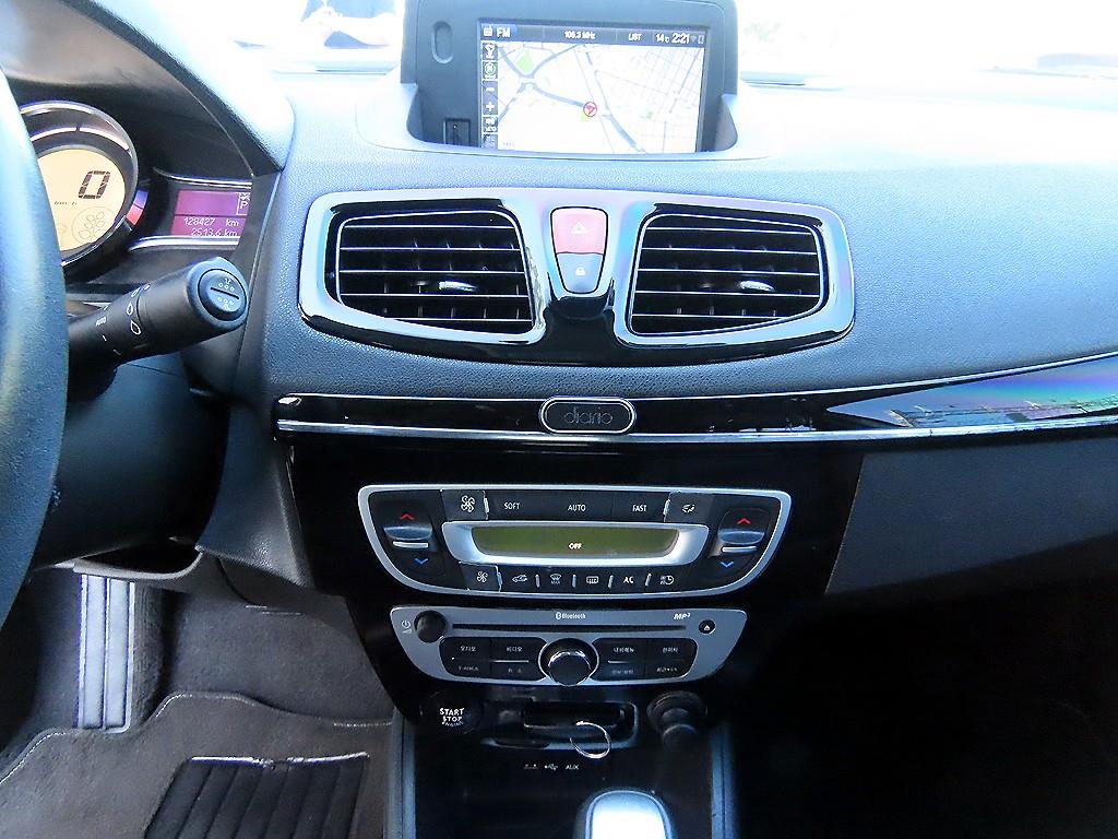 RENAULT SM3 — photo 14
