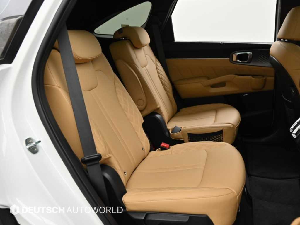 Kia Sorento — photo 12