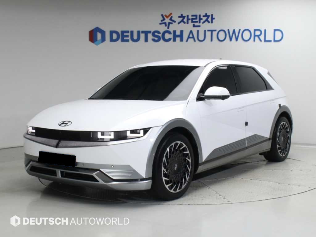 Hyundai Ioniq5 — photo 01