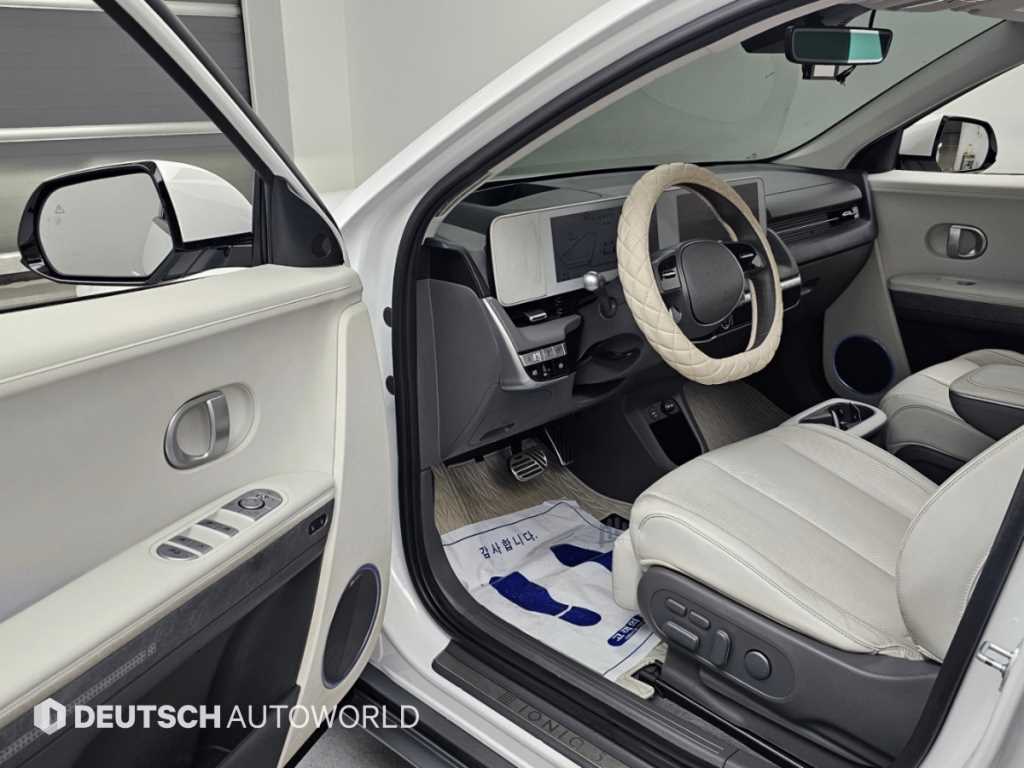 Hyundai Ioniq5 — photo 11