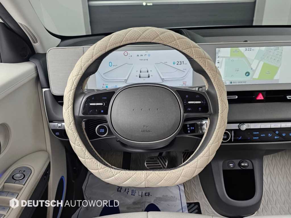 Hyundai Ioniq5 — photo 13