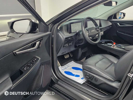 Kia EV6 — photo 11