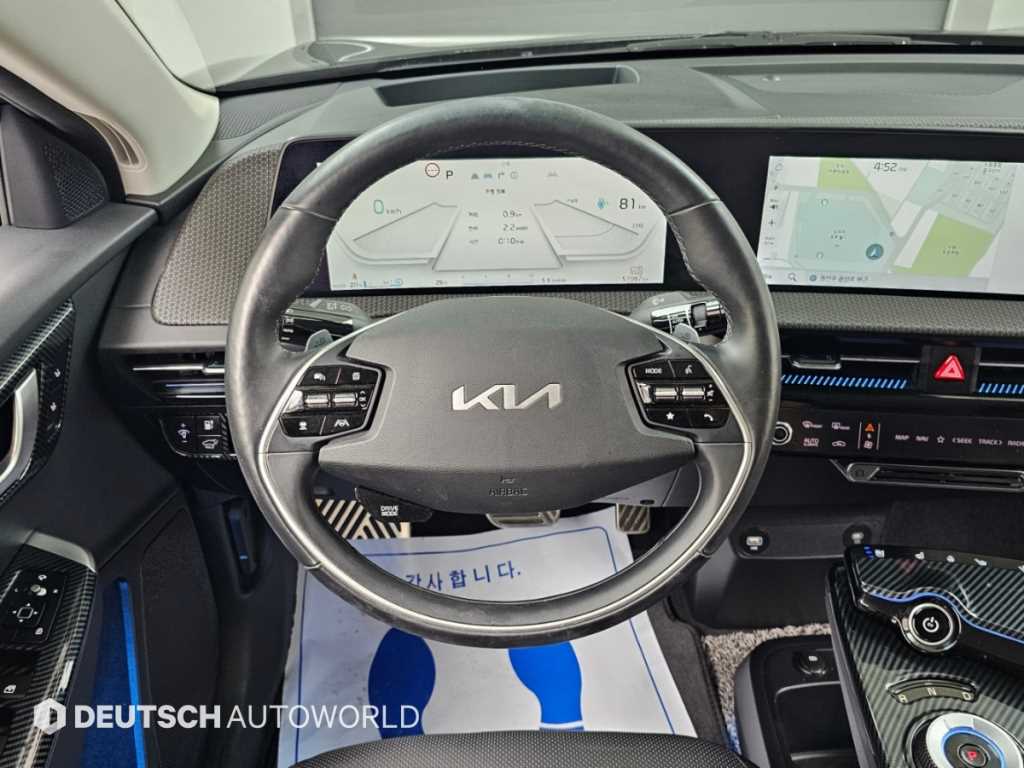 Kia EV6 — photo 13