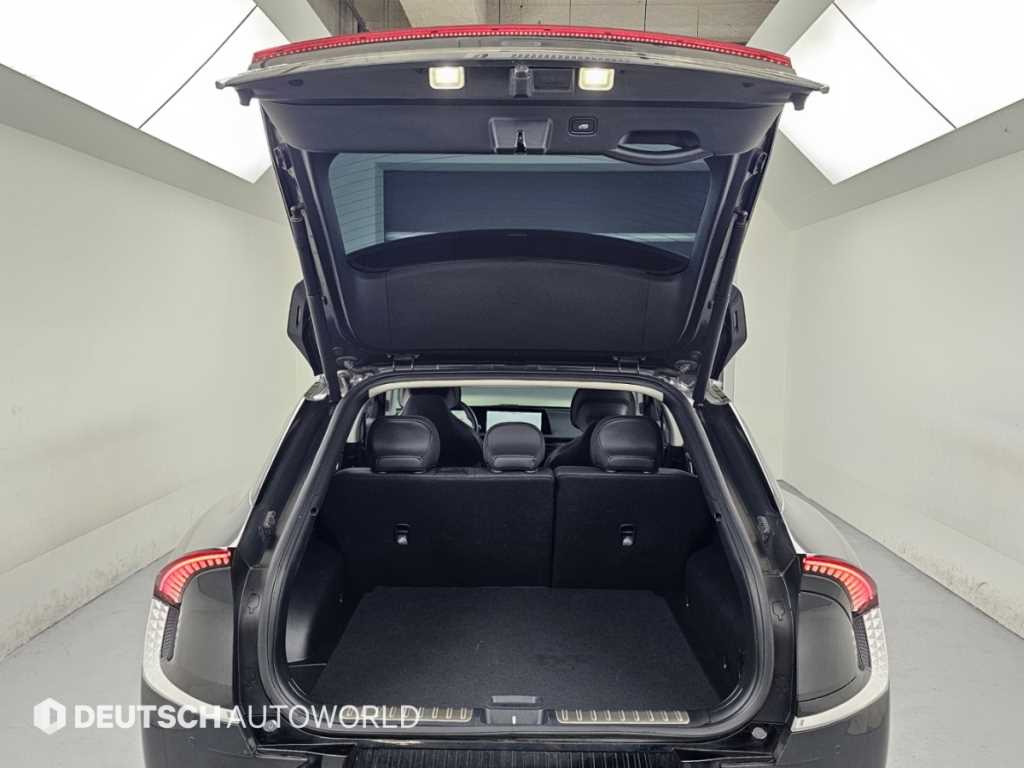 Kia EV6 — photo 19
