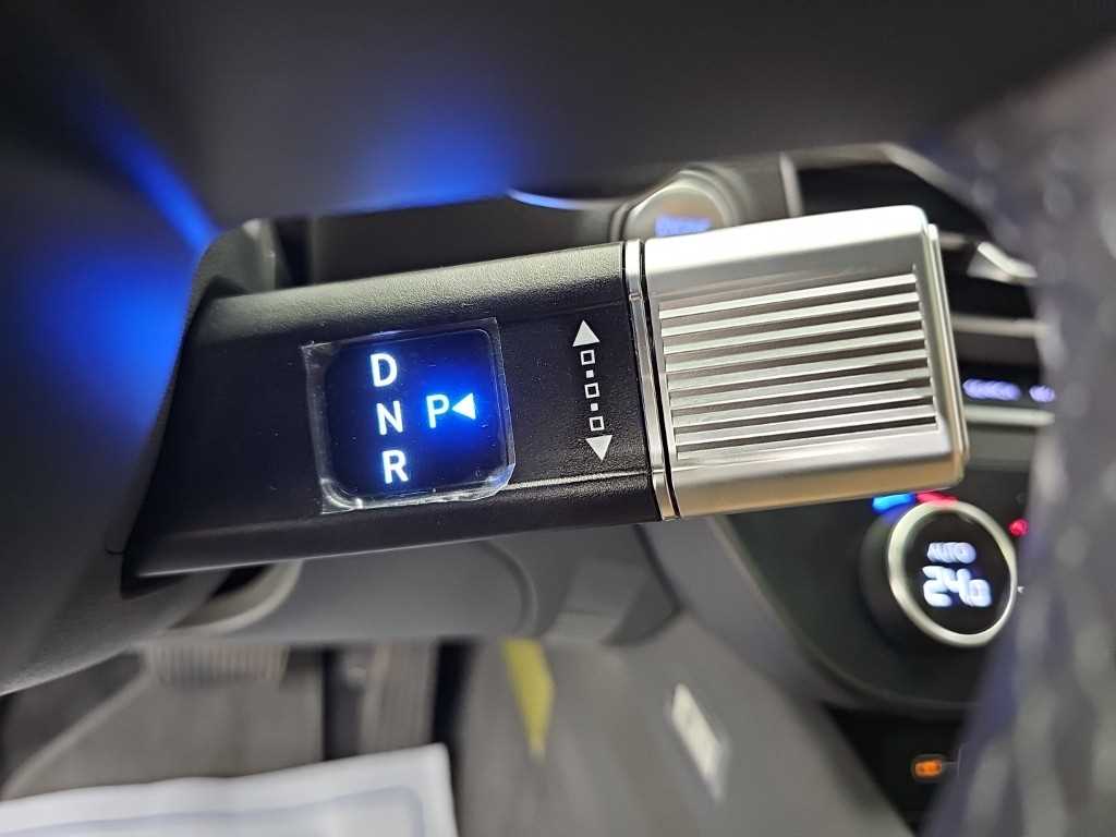 Hyundai Sonata — photo 08
