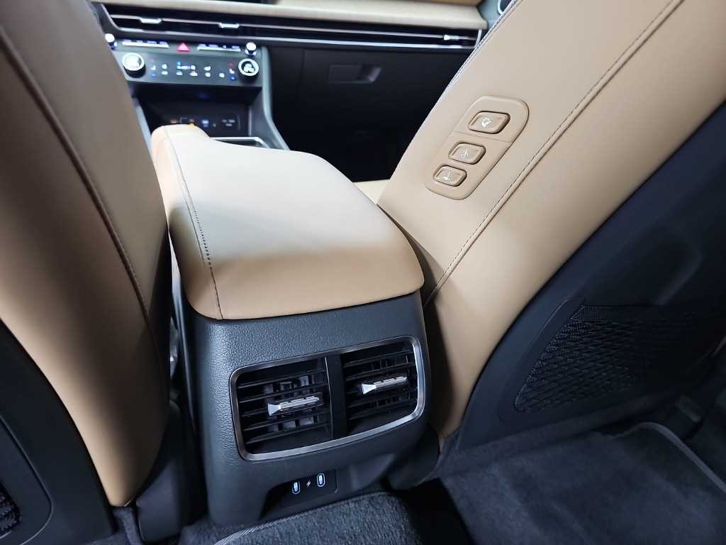 Hyundai Sonata — photo 14