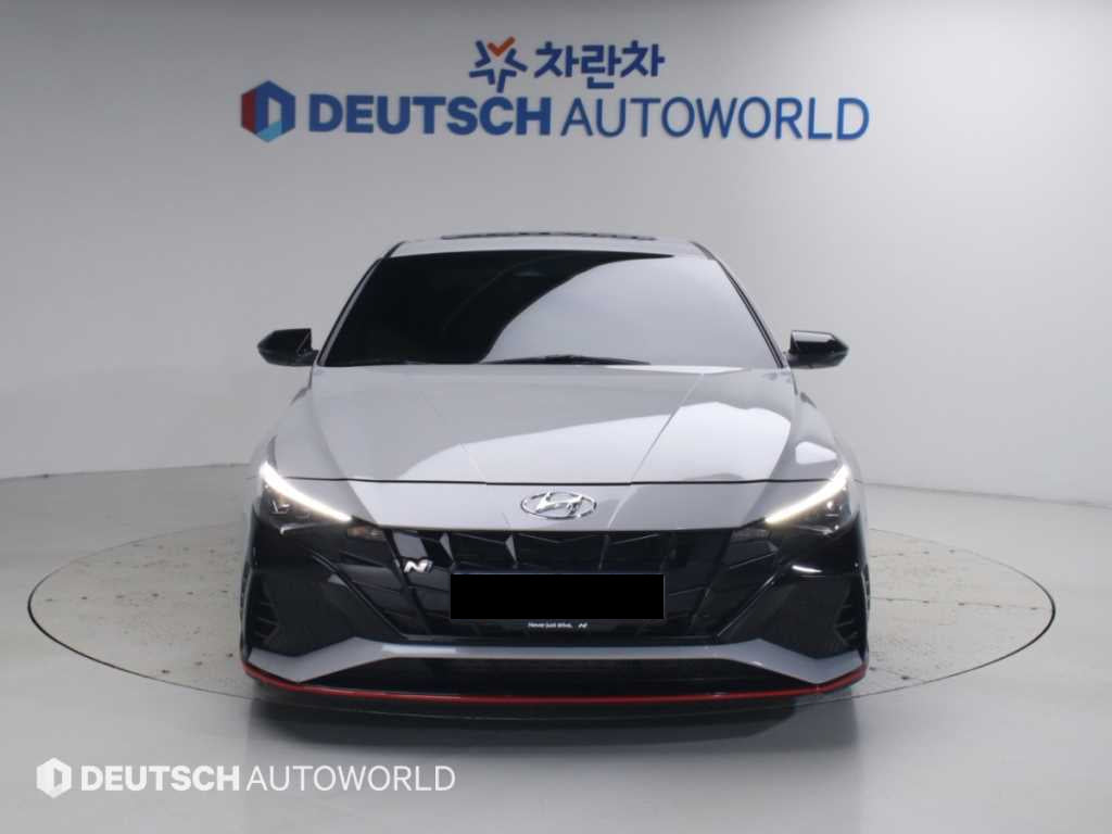 Hyundai Avante — photo 03