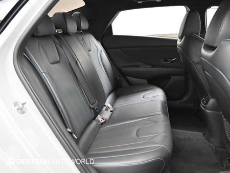 Hyundai Avante — photo 12