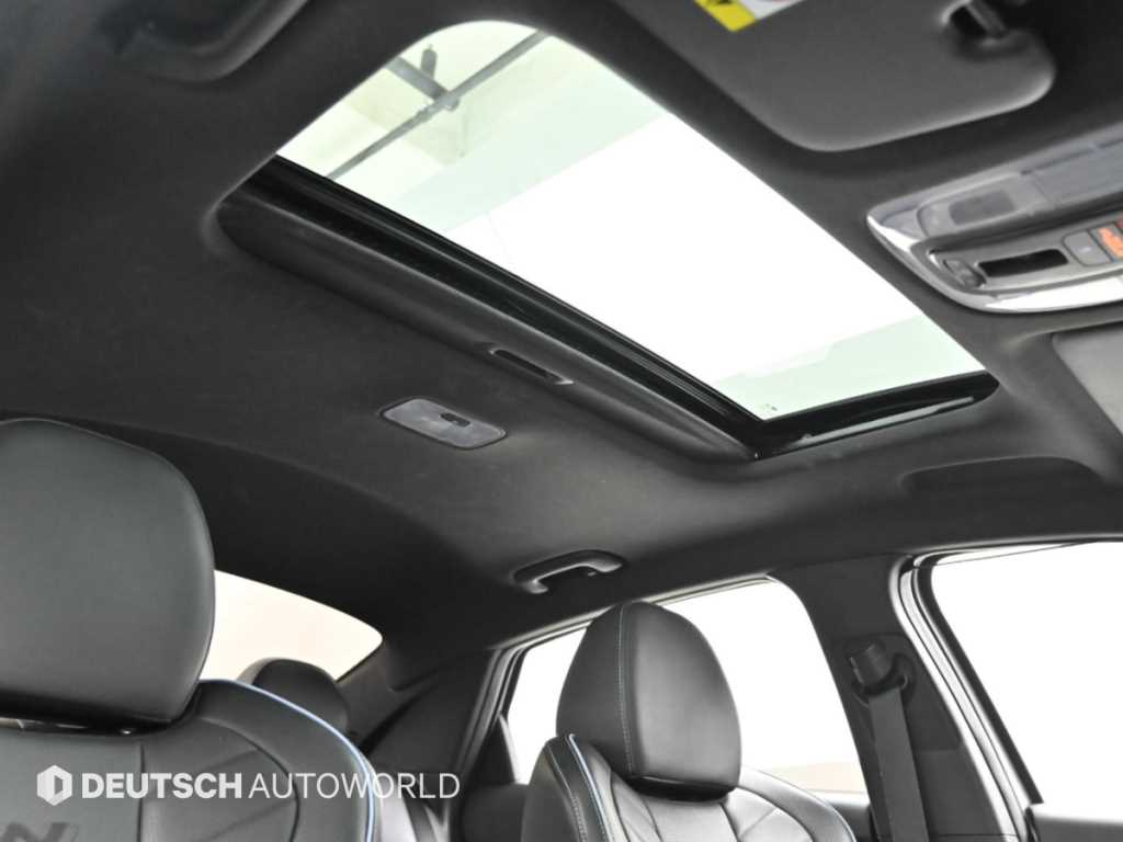 Hyundai Avante — photo 18