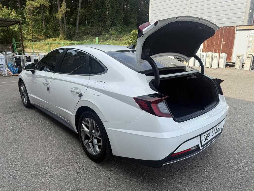 Hyundai Sonata — photo 05
