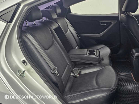 Hyundai Avante — photo 12