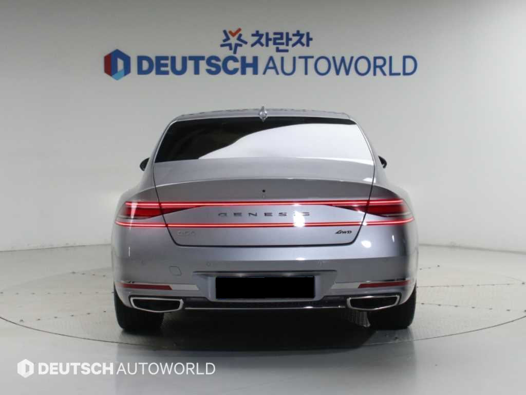 Genesis G90 — photo 04