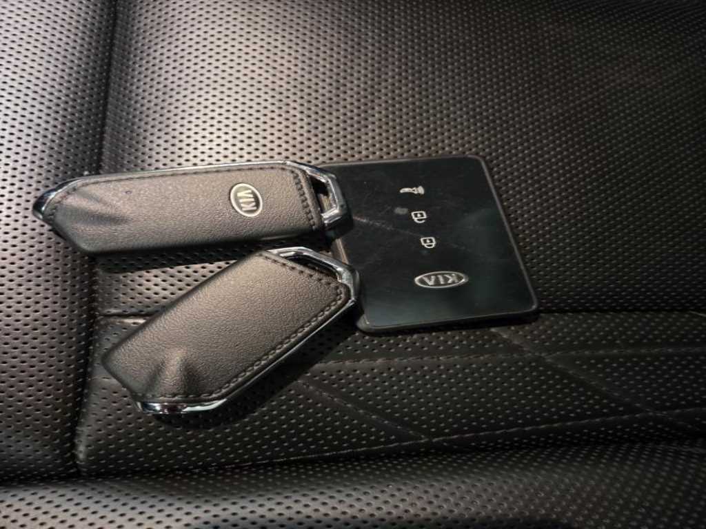 Kia K9 — photo 05