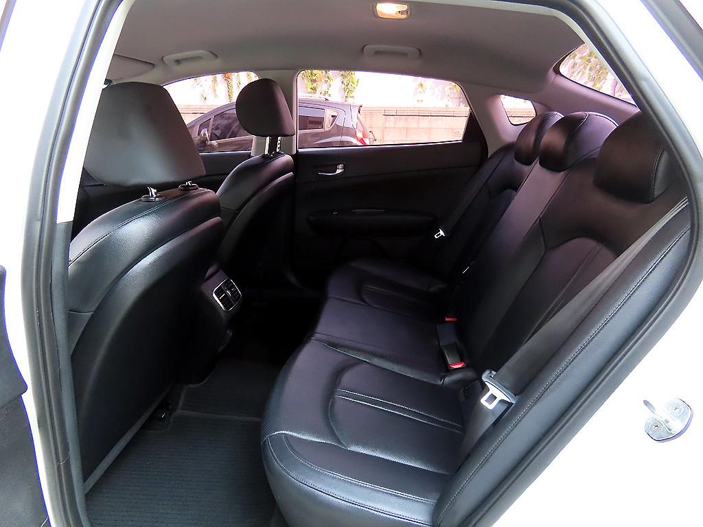 Kia K5 — photo 06