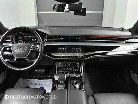Audi A8 — photo 07