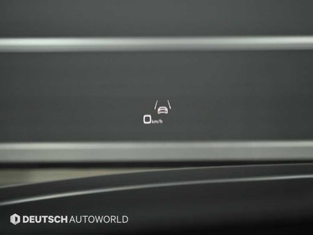 Audi A8 — photo 17