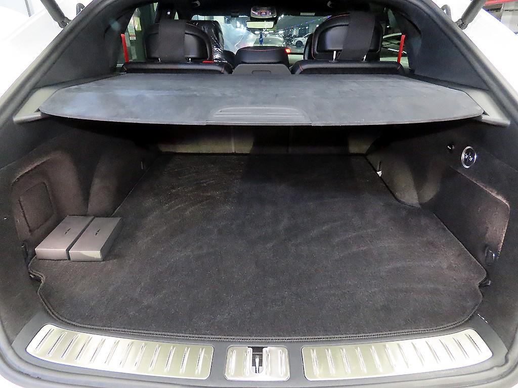 Genesis GV80 — photo 16