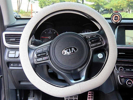 Kia K5 — photo 08