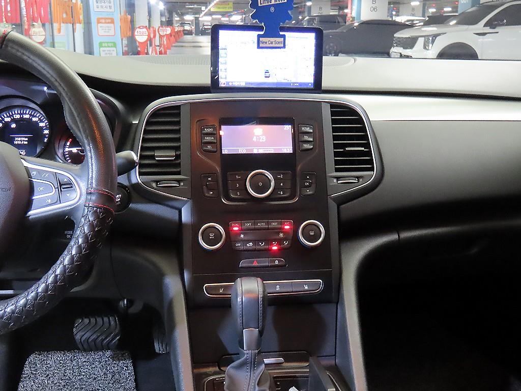 RENAULT SM6 — photo 11