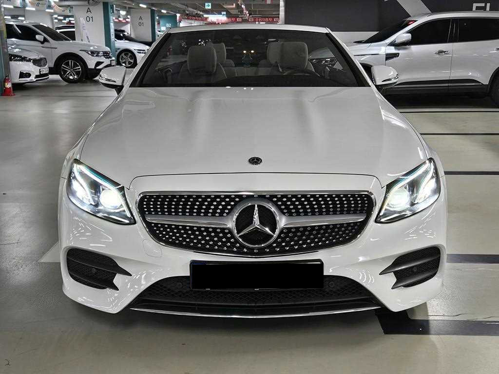 Mercedes-Benz E-Class — photo 02