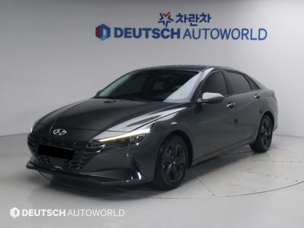 Hyundai Avante — photo 03