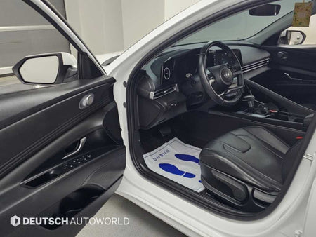 Hyundai Avante — photo 11